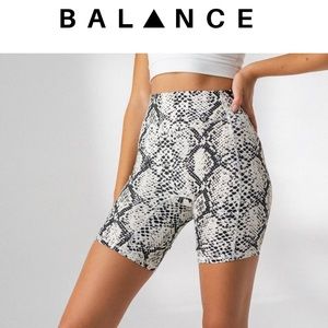 Balance Athletica Short